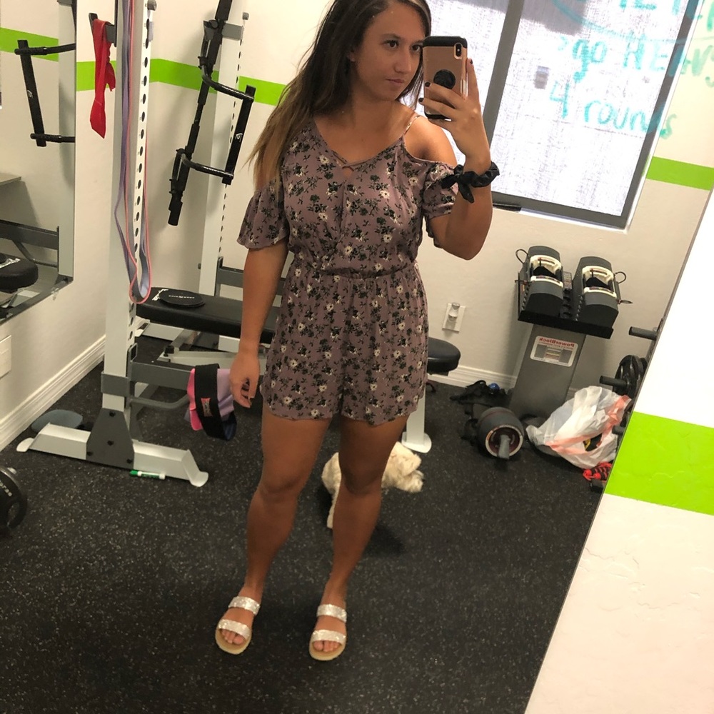 Mossimo Romper size medium